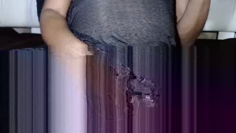 Snapshot of latoyyabed1 chatting on January 21, 6:43 am latoyyabed1 online show from January 21, 6:43 am