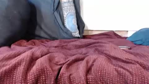 Snapshot of latoyyabed1 chatting on February 17, 11:13 am latoyyabed1 online show from February 17, 11:13 am