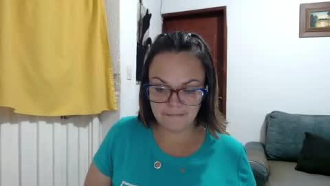 Snapshot of lau16310 chatting on July 17, 10:55 am Laura online show from July 17, 10:55 am