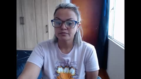 Snapshot of lau16310 chatting on July 27, 6:37 pm Laura online show from July 27, 6:37 pm