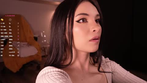 Snapshot of lau__1 chatting on May 18, 3:02 am IG 1lau 1 X 1lau 1 online show from May 18, 3:02 am