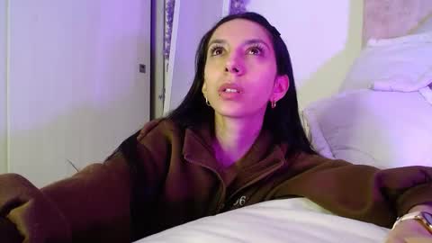 Laura online show from February 13, 5:36 am