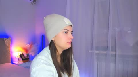 Laura online show from February 17, 6:32 am