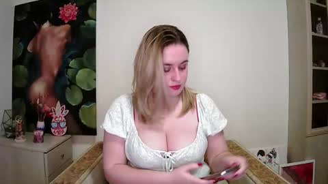 Laura  Nelson online show from January 8, 12:40 pm