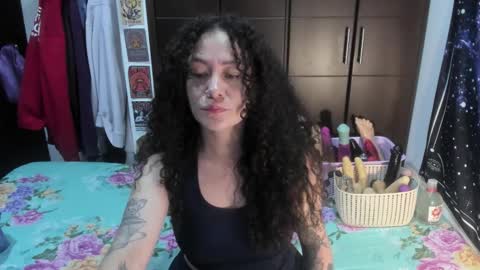  Wen  online show from December 15, 8:46 pm