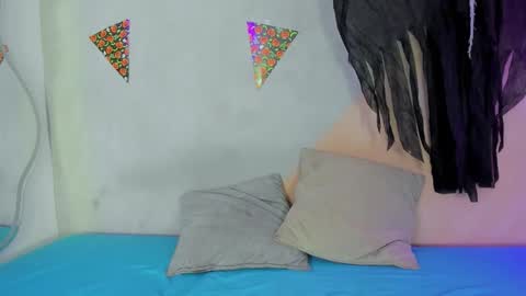 laura_and_kevin online show from November 3, 1:23 pm