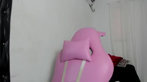 laura_and_kevin online show from January 9, 7:26 pm