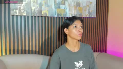 Laura online show from October 22, 12:38 pm