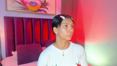 Laura online show from November 16, 12:33 pm