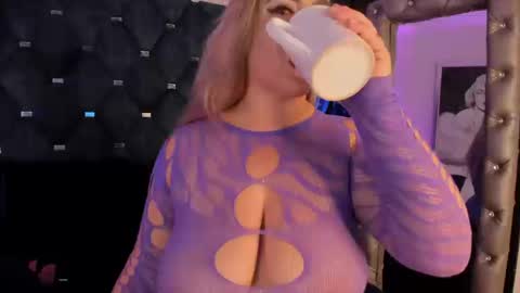 Laura Bassi online show from September 18, 4:03 am