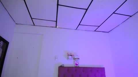 LAURA online show from January 7, 6:45 pm