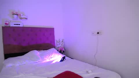 LAURA online show from January 15, 8:05 pm