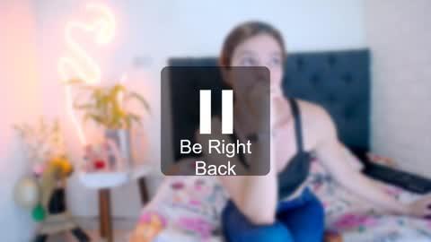 Snapshot of laura_candy02 chatting on April 18, 7:40 pm LAURA online show from April 18, 7:40 pm