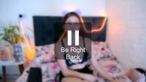 Snapshot of laura_candy02 chatting on May 8, 6:24 pm LAURA online show from May 8, 6:24 pm