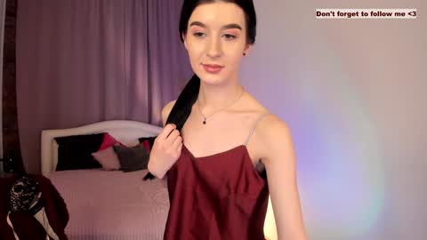 Laura online show from January 11, 11:46 pm