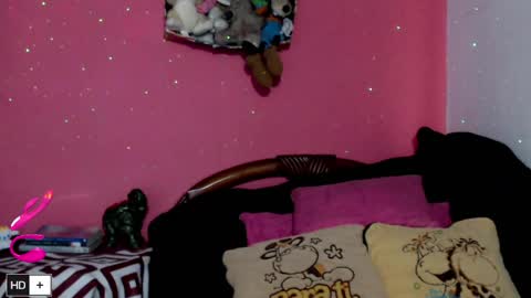 weedcam Curly Laura OF    online show from April 25, 3:09 pm