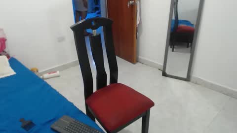 laura_foxx2379 online show from November 29, 6:11 pm