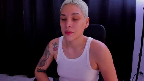 Laura Rose online show from September 16, 1:12 pm