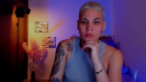 Laura Rose online show from March 3, 6:19 am