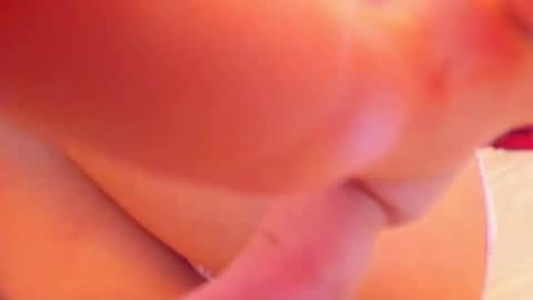 LAURA SOE online show from October 2, 5:53 pm