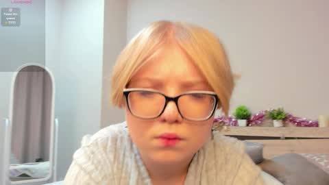 Laura online show from February 24, 7:28 am