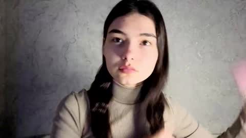 Laura online show from February 18, 12:45 pm