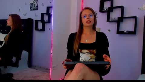 Laura Blue online show from January 14, 12:11 am