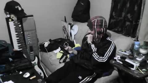 Snapshot of lauradecuada2 chatting on November 23, 12:16 pm lauradecuada2 online show from November 23, 12:16 pm