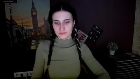 Snapshot of lauradre_ chatting on January 22, 10:18 am Laura online show from January 22, 10:18 am