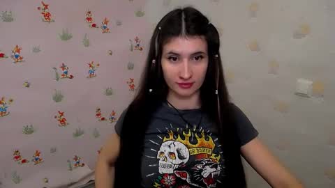 Laura online show from December 22, 9:06 am