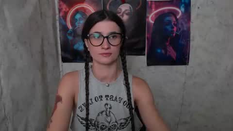 Laura online show from July 8, 8:52 am