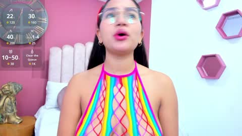 Laura Glowing online show from December 11, 3:13 am