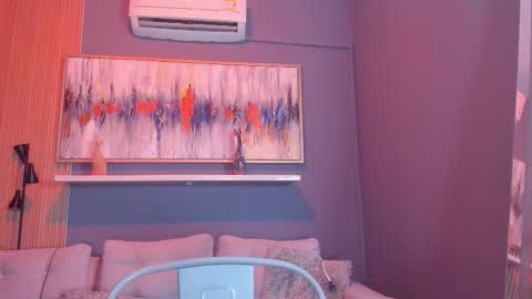 Snapshot of laurah_hill chatting on September 27, 11:59 am Lau online show from September 27, 11:59 am