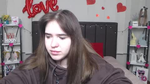 LauraHlot online show from February 25, 2:25 am