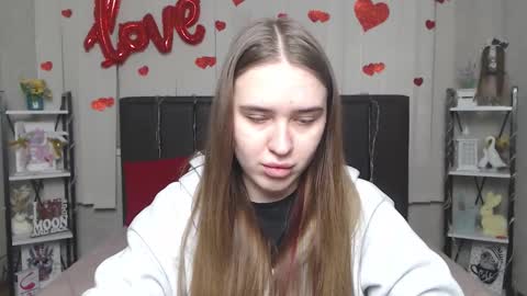 LauraHlot online show from February 22, 10:25 am