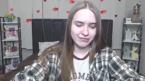 Snapshot of laurahlot chatting on May 2, 6:13 pm LauraHlot online show from May 2, 6:13 pm
