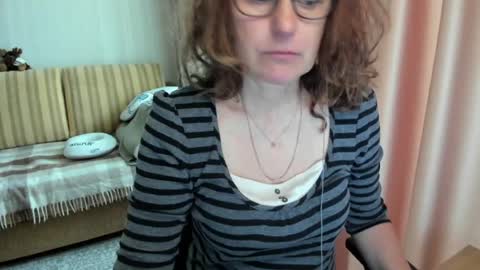 Snapshot of lauraoven1 chatting on May 27, 11:29 am Lauraoven1 online show from May 27, 11:29 am
