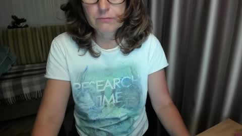 Lauraoven1 online show from July 15, 6:57 pm