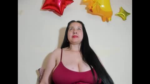 laureen777 online show from February 15, 11:03 pm