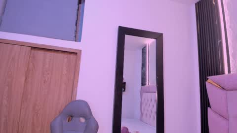 Laurem online show from October 13, 7:58 pm