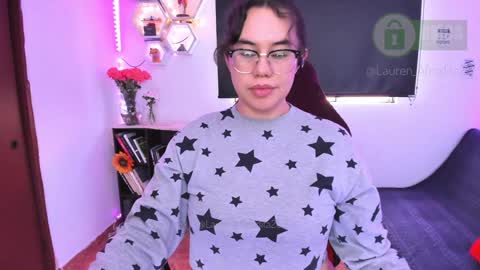  Im Lauren  independent model   online show from December 21, 11:55 am