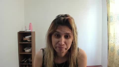Snapshot of lauren_ashlee chatting on May 13, 2:36 pm Lauren Independent model online show from May 13, 2:36 pm
