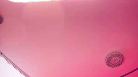 Lauren online show from March 10, 6:24 pm