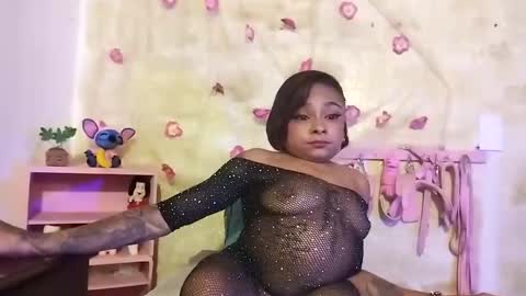 Lauren online show from January 18, 4:48 am