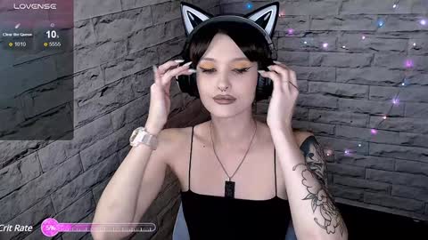 Eva online show from December 12, 6:31 pm