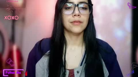 Lauren online show from December 16, 7:24 am