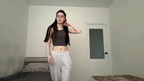 Snapshot of laurenadupuy chatting on June 27, 1:17 pm laurenadupuy online show from June 27, 1:17 pm