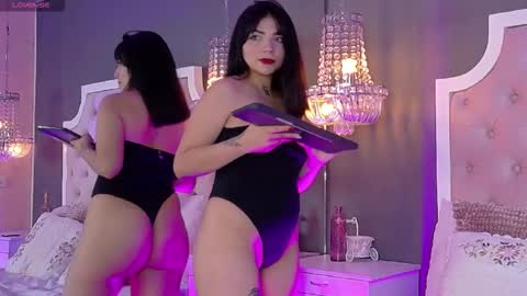 Lauren  online show from October 23, 4:17 pm