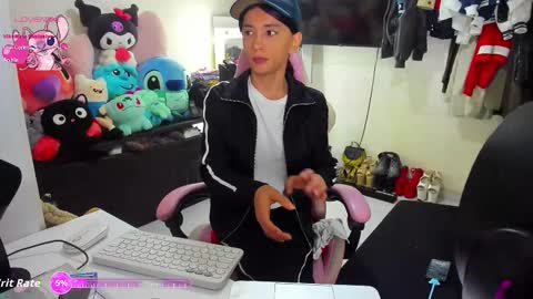 Snapshot of laurencesophiets chatting on September 11, 4:51 pm SF online show from September 11, 4:51 pm