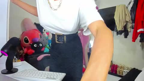 Snapshot of laurencesophiets chatting on October 14, 5:58 pm SF online show from October 14, 5:58 pm